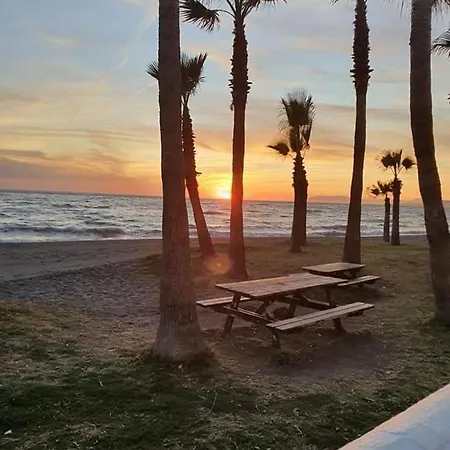 Homestay Vistas Al Mar A 40 Metros Playa *
